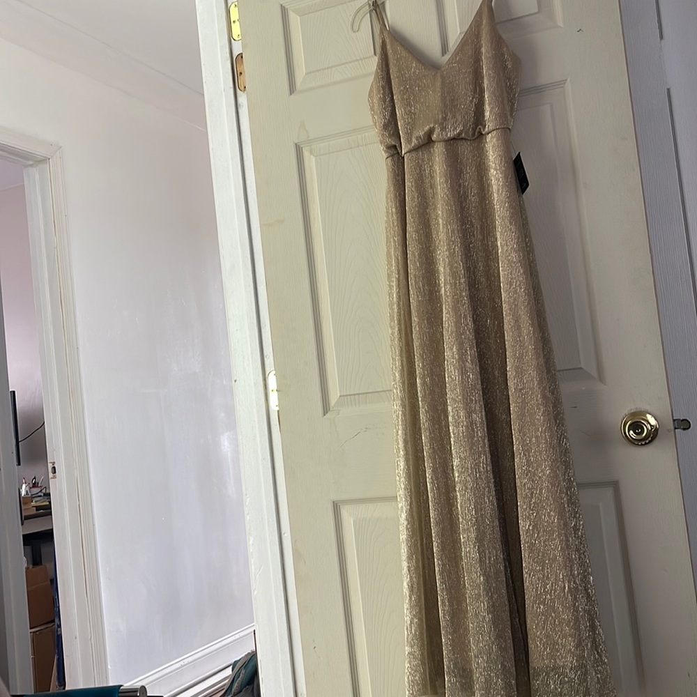 LULUS GOLD DRESS!!